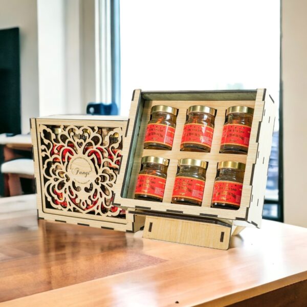 Hộp Yến Đông Trùng Hạ Thảo 420ml ( 6 hũ x 70ml)